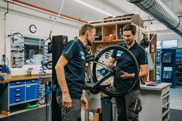 Fahrrad&uuml;berholung und  VSF-all..ride Wartung (inkl. Verschleissteile und Reparatur)